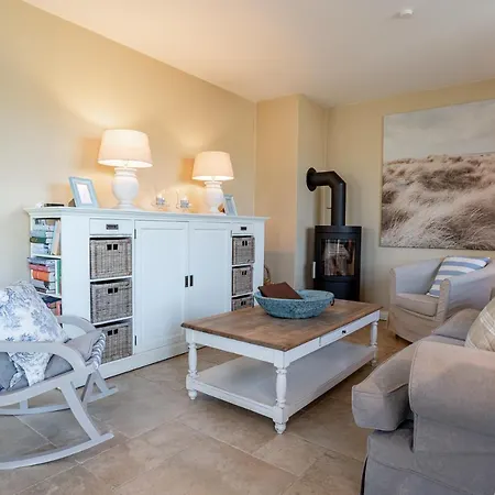 Gelys Huus Holiday home