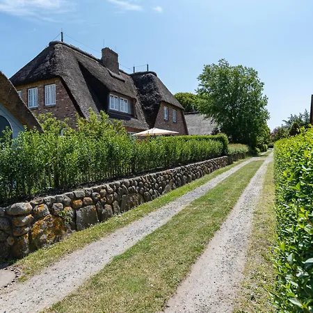 Holiday home Gelys Huus *