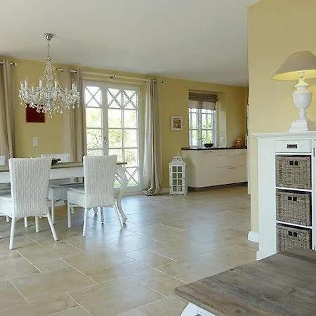 Holiday home Gelys Huus